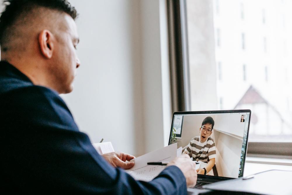linkedin vs dedicated alumni platforms