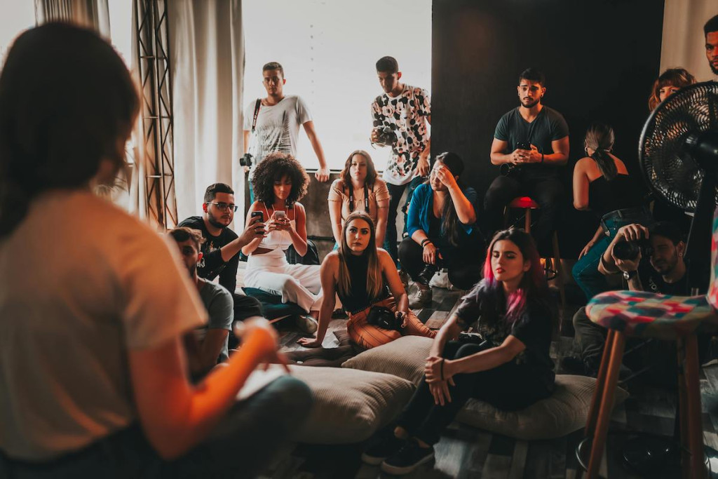 Your Complete Guide To Professional Communities